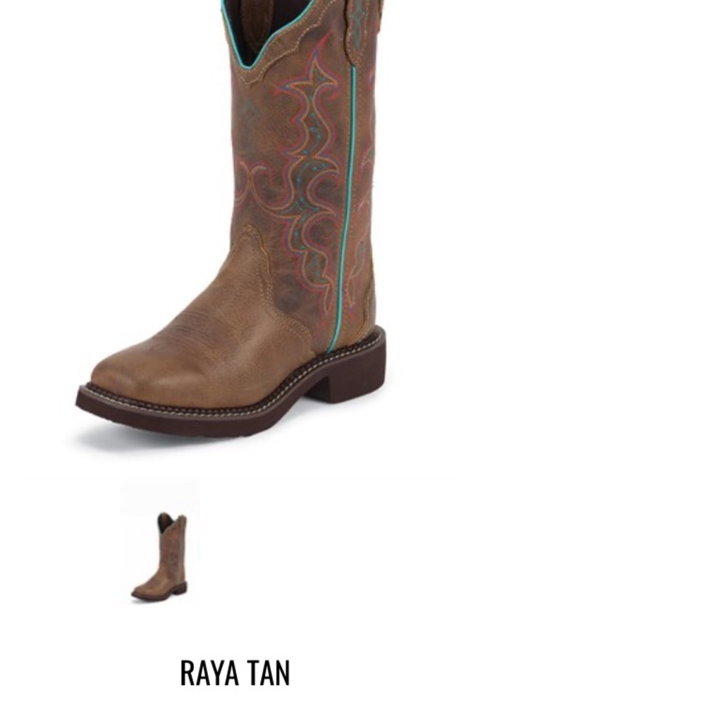 Ariat Women boots. Barely